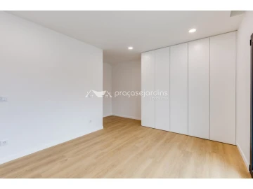 Moradia T4 para Venda em Maceira