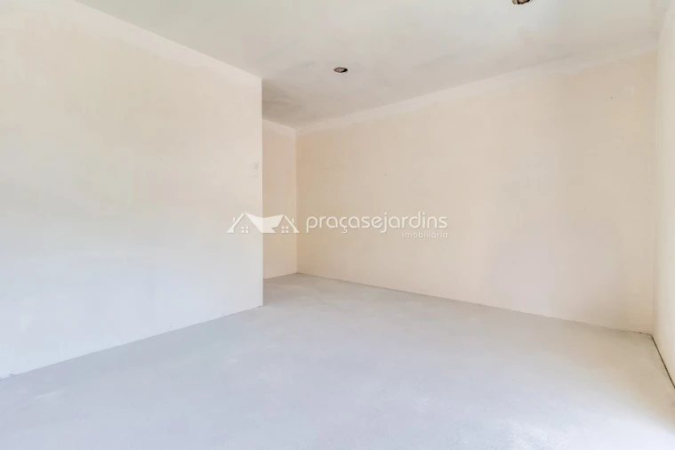 Moradia T4 para Venda em Maceira Foto 18