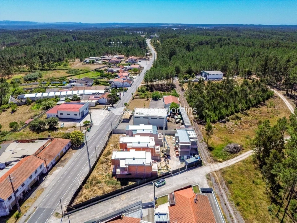 Moradia T4 para Venda em Maceira Foto 5