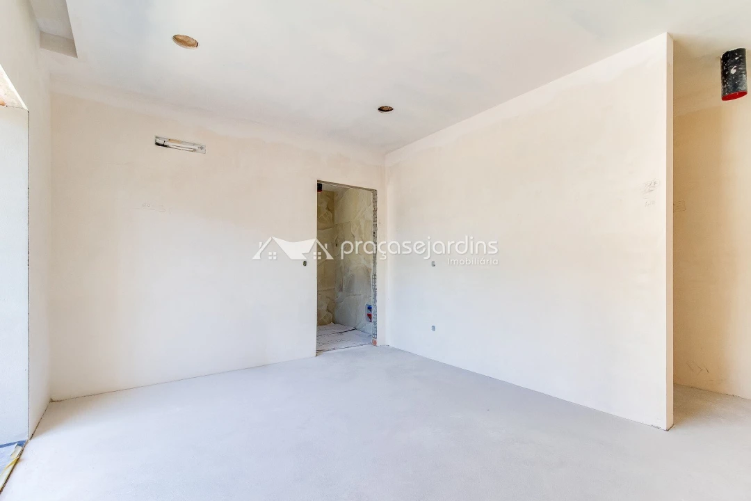 Moradia T4 para Venda em Maceira Foto 13