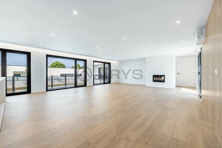 Moradia T3 para Venda em Merelim (São Paio), Panoias e Parada de Tibães Foto 5