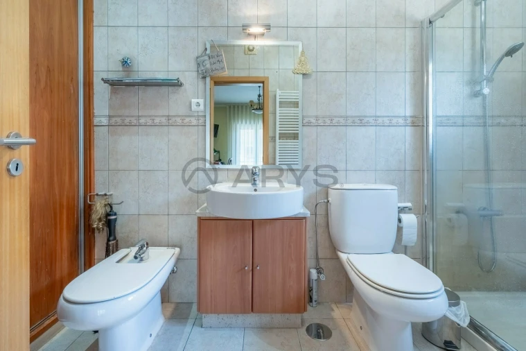 Moradia T3 para Venda em Loureira Foto 17