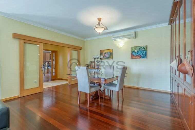 Moradia T3 para Venda em Loureira Foto 2