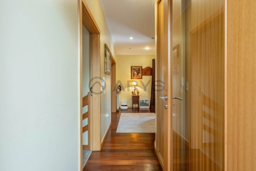 Moradia T3 para Venda em Loureira Foto 12