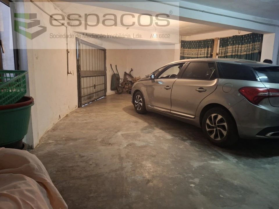 Moradia T3 para Venda em Telhado Foto 15