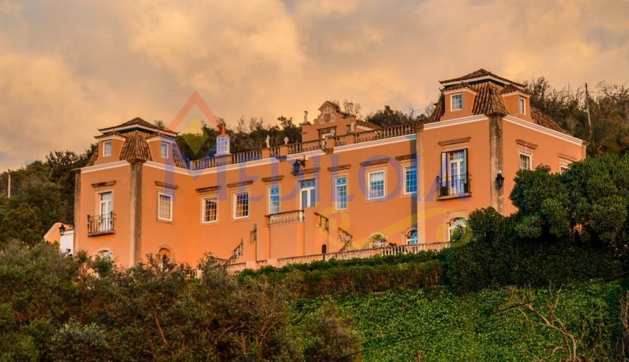 Moradia T6 para Venda em Silves Foto 1