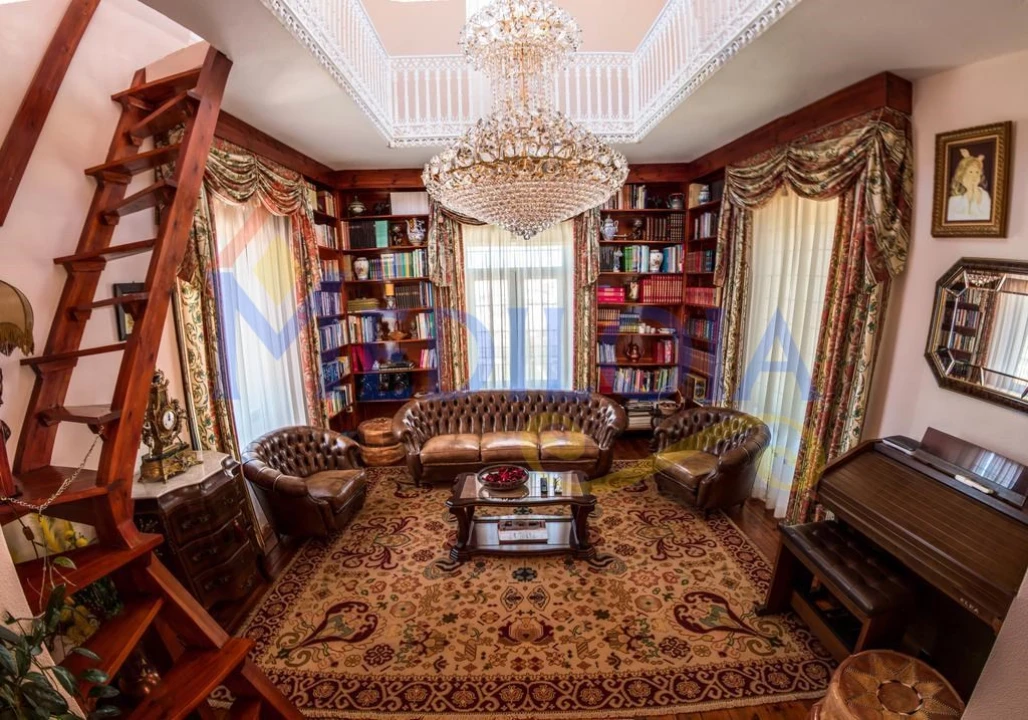 Moradia T6 para Venda em Silves Foto 3