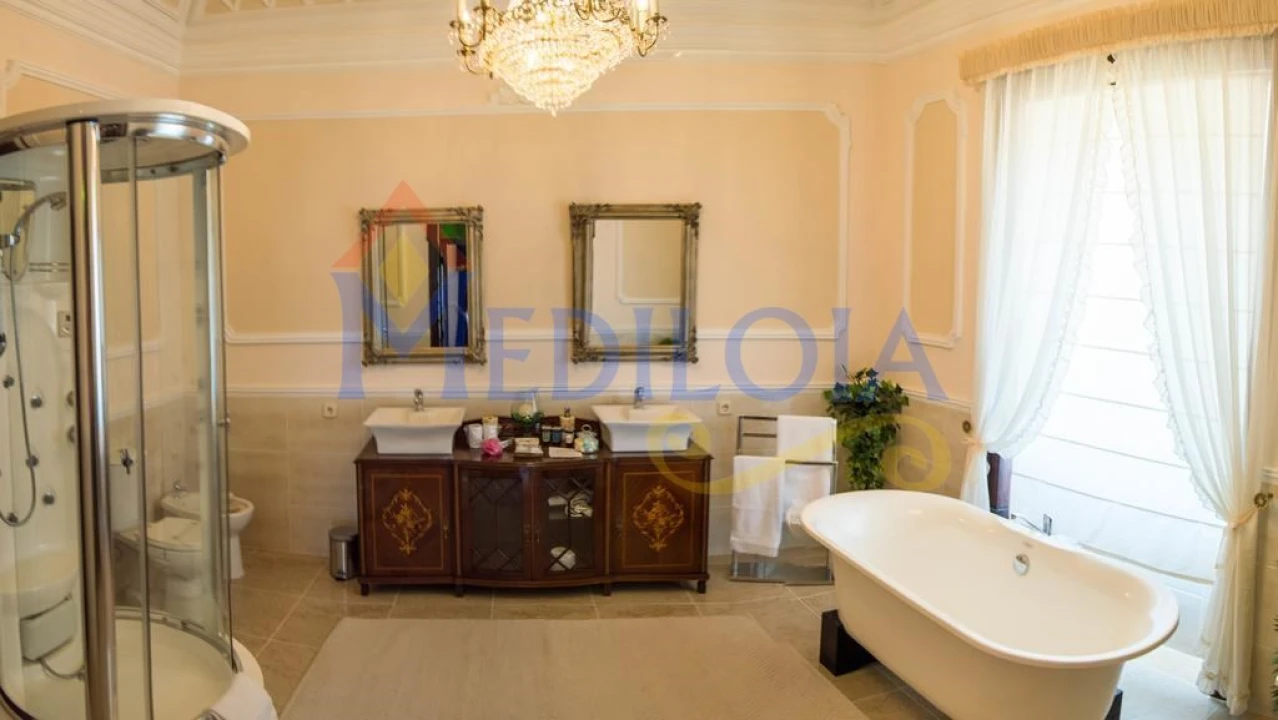 Moradia T6 para Venda em Silves Foto 17