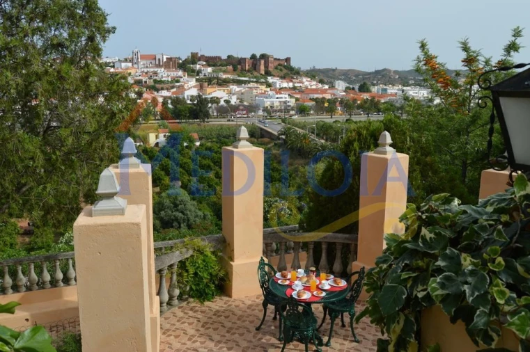 Moradia T6 para Venda em Silves Foto 35