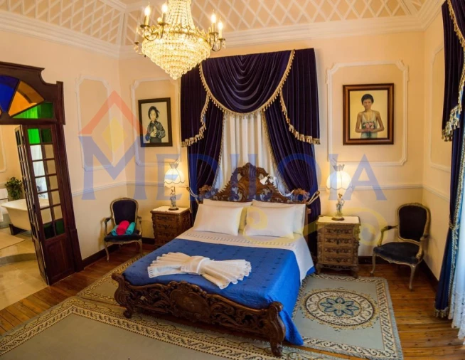 Moradia T6 para Venda em Silves Foto 6