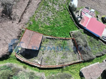 Moradia para Venda em Mouçós e Lamares