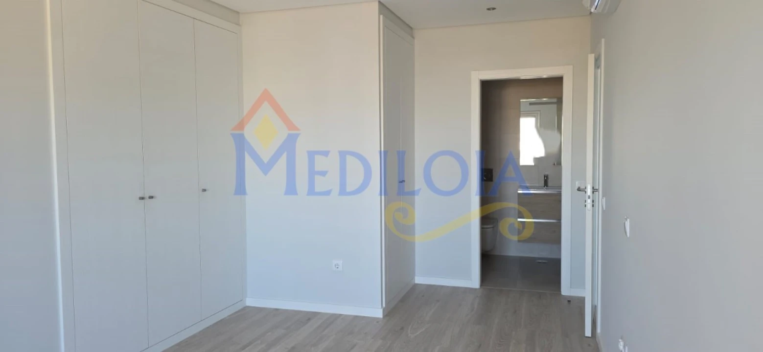 Apartamento T3 para Venda em Montenegro Foto 9