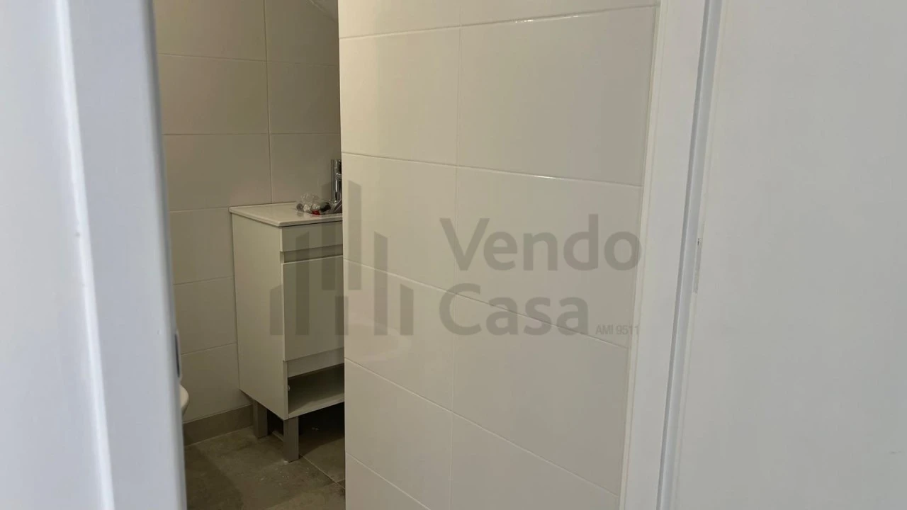 Armazém para Venda em Braga (São José de São Lázaro e São João do Souto) Foto 9