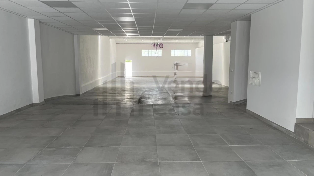 Armazém para Venda em Braga (São José de São Lázaro e São João do Souto) Foto 16