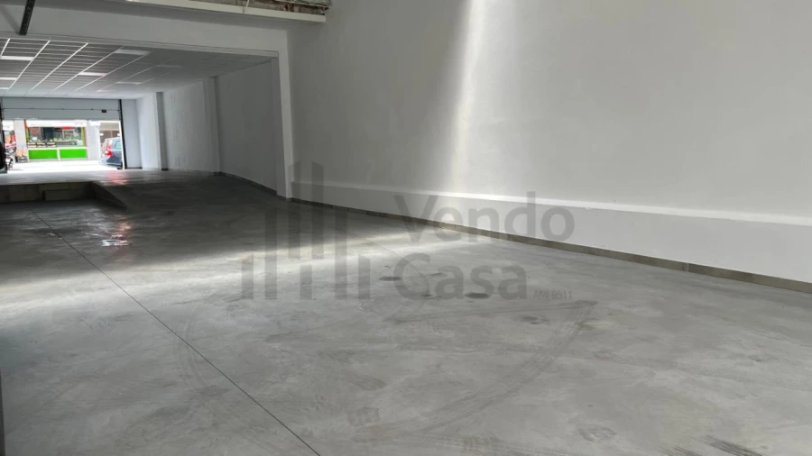 Armazém para Venda em Braga (São José de São Lázaro e São João do Souto) Foto 3