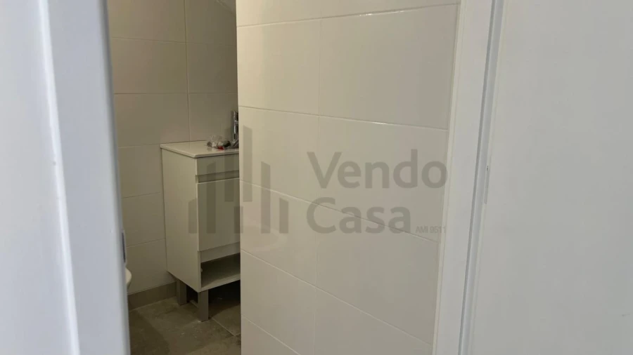 Armazém para Venda em Braga (São José de São Lázaro e São João do Souto) Foto 9