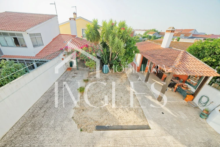 Moradia T4 para Venda em Alpiarça Foto 12