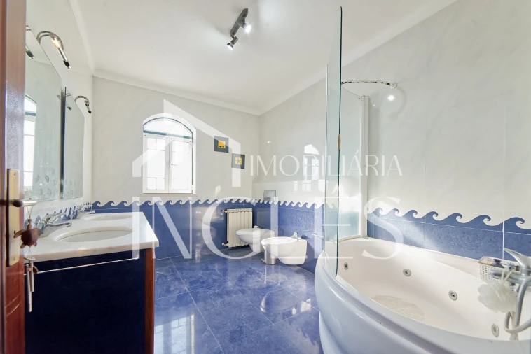 Moradia T4 para Venda em Alpiarça Foto 47