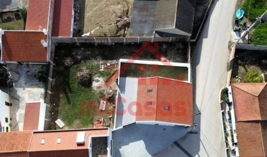 Terreno para Venda em A dos Cunhados e Maceira Foto 1