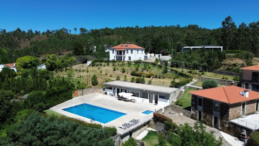 Quinta T12 para Venda em Vilar de Mouros Foto 10