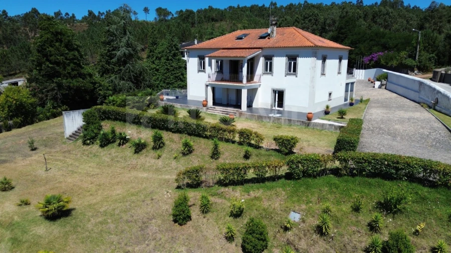 Quinta T12 para Venda em Vilar de Mouros Foto 13