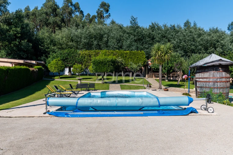 Moradia T5 para Venda em Raimonda Foto 14