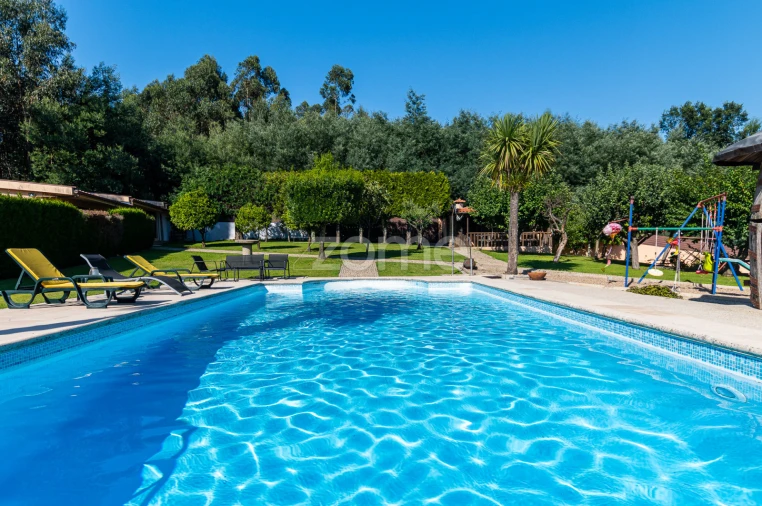 Moradia T5 para Venda em Raimonda Foto 15