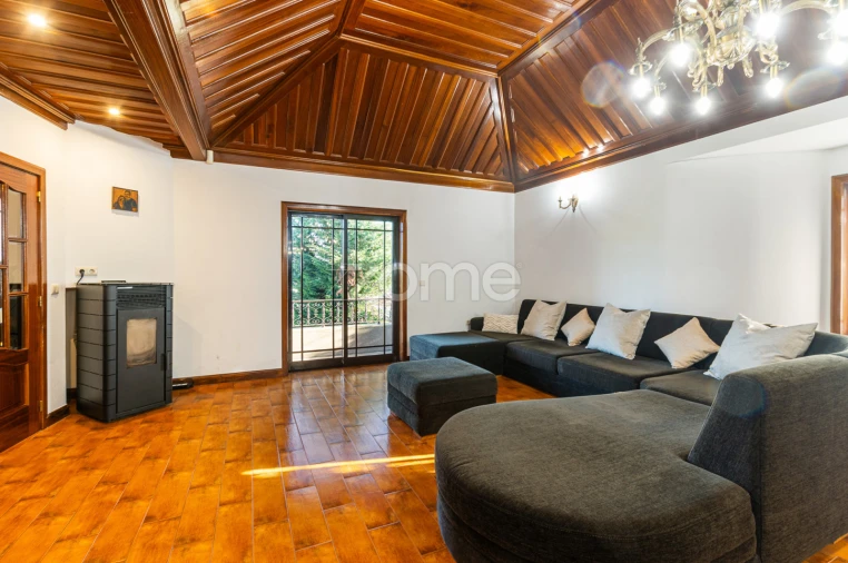 Moradia T5 para Venda em Raimonda Foto 36