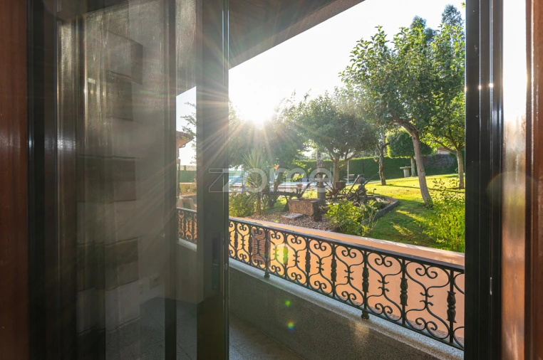 Moradia T5 para Venda em Raimonda Foto 59