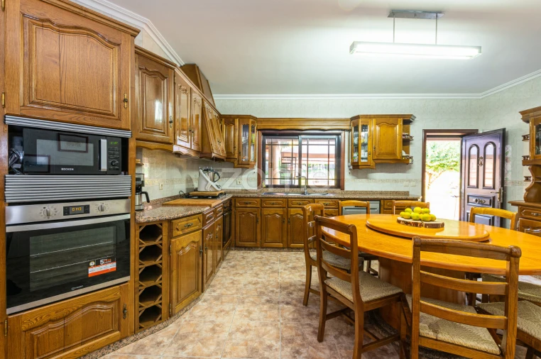 Moradia T5 para Venda em Raimonda Foto 74