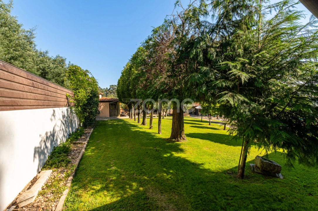 Moradia T5 para Venda em Raimonda Foto 6