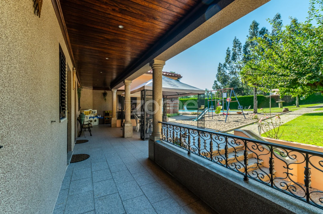 Moradia T5 para Venda em Raimonda Foto 20