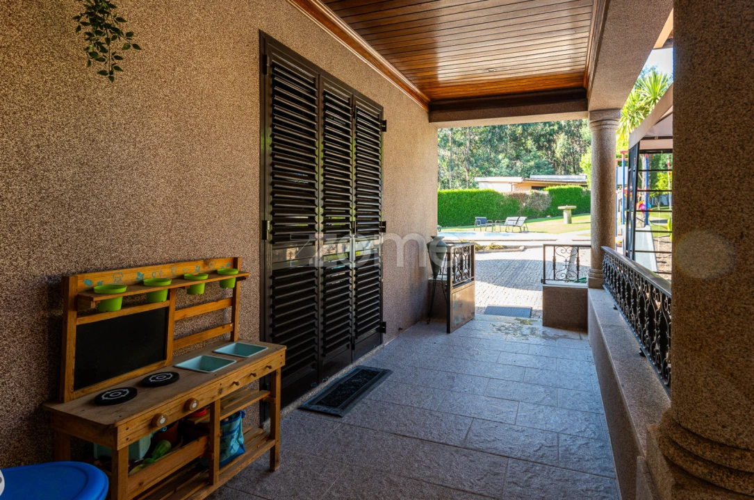 Moradia T5 para Venda em Raimonda Foto 22