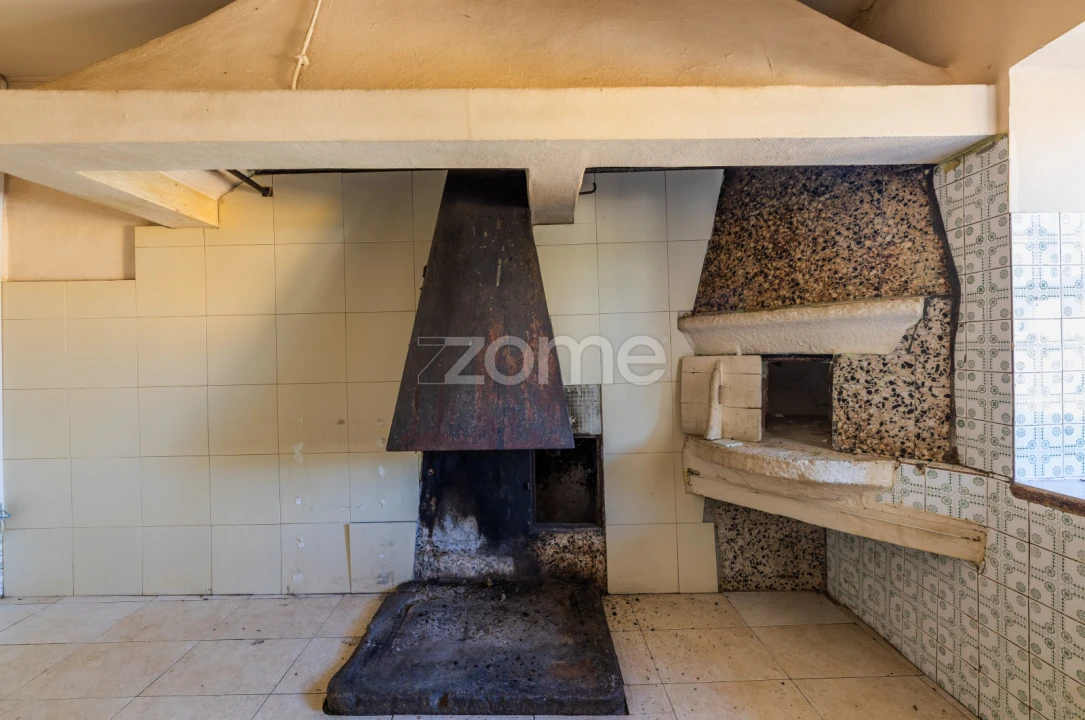 Moradia T4 para Venda em Campos e Louredo Foto 17