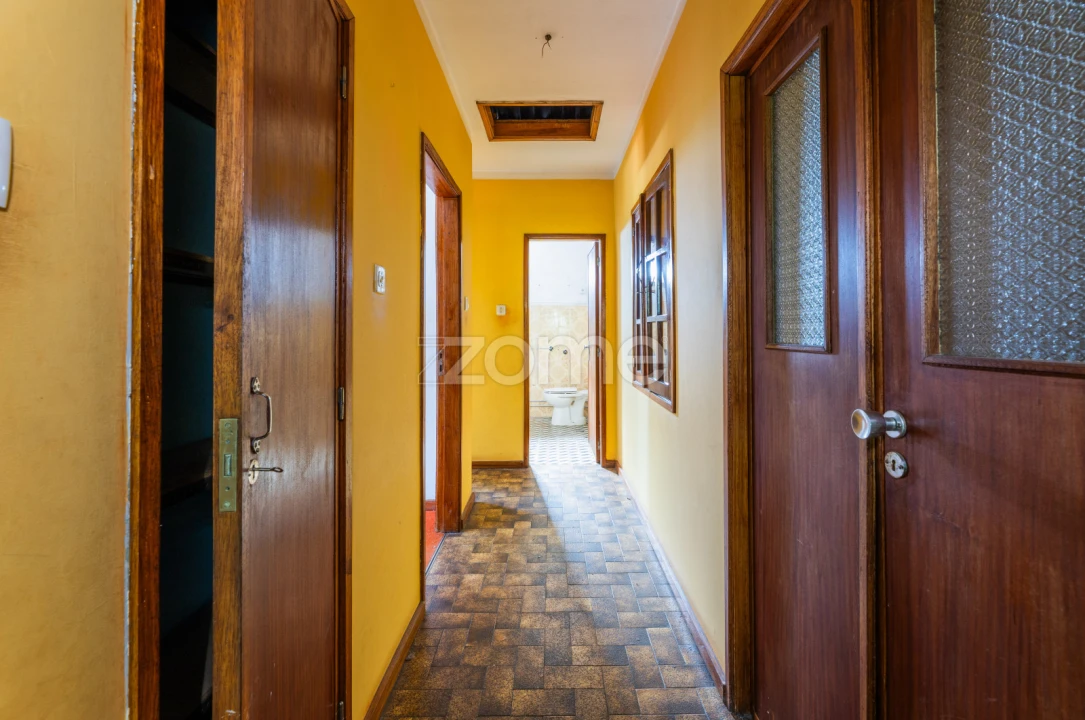 Moradia T4 para Venda em Campos e Louredo Foto 23