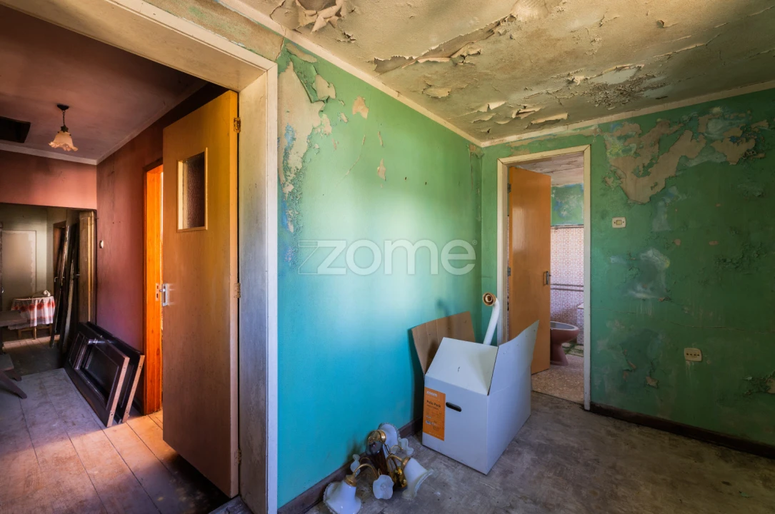 Moradia T4 para Venda em Campos e Louredo Foto 14