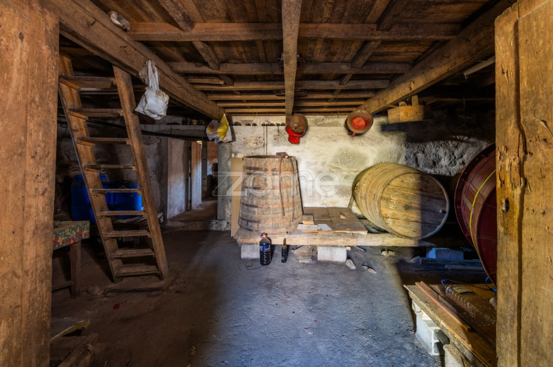 Moradia T4 para Venda em Campos e Louredo Foto 20