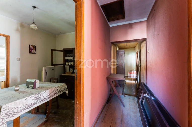 Moradia T4 para Venda em Campos e Louredo Foto 13