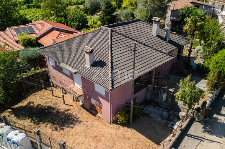 Moradia T4 para Venda em Campos e Louredo Foto 22