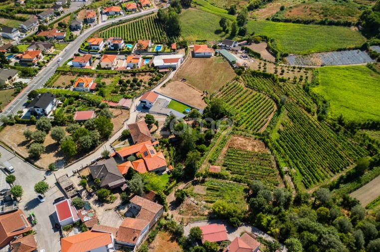 Moradia T4 para Venda em Campos e Louredo Foto 33