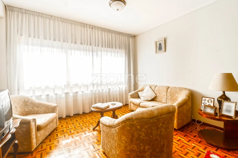 Apartamento T3 para Venda em Santa Maria Maior Foto 16