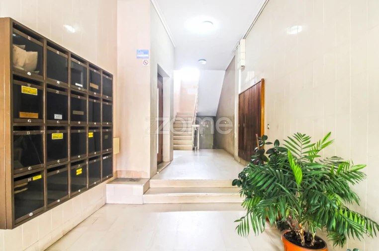 Apartamento T3 para Venda em Santa Maria Maior Foto 3