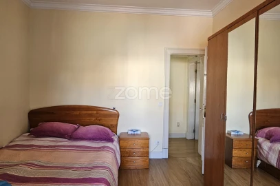 Apartamento T5 para Venda em Penha de França
