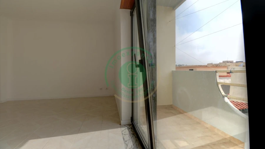 Apartamento T3 para Venda em Buarcos Foto 5