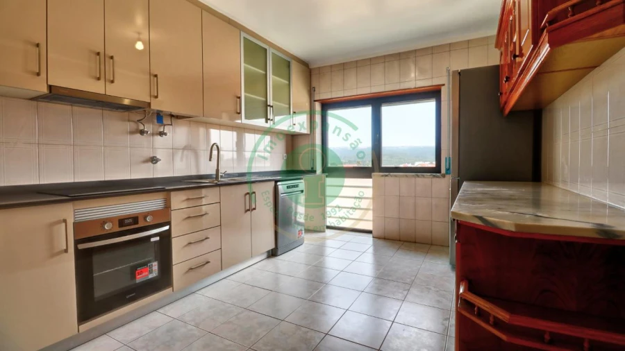 Apartamento T3 para Venda em Buarcos Foto 8