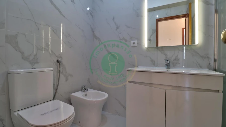 Apartamento T3 para Venda em Buarcos Foto 17