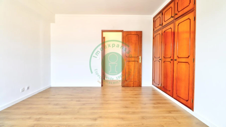 Apartamento T3 para Venda em Buarcos Foto 20