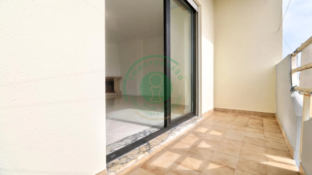 Apartamento T3 para Venda em Buarcos Foto 4