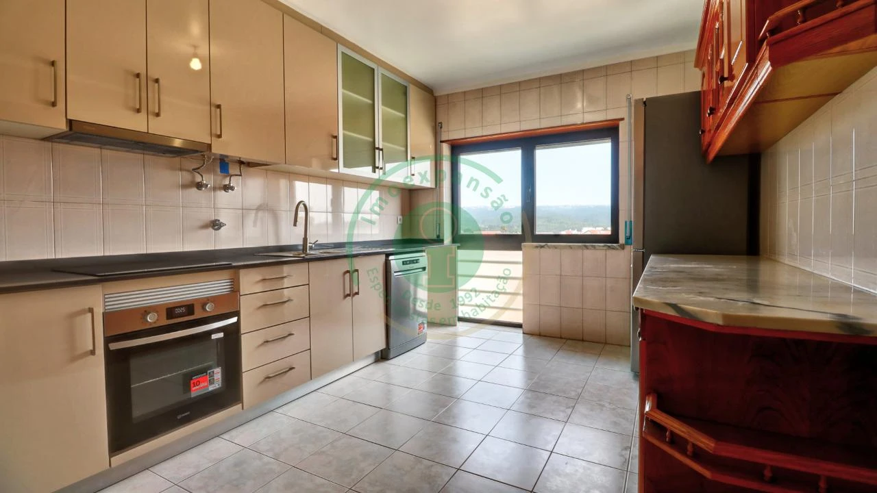 Apartamento T3 para Venda em Buarcos Foto 8