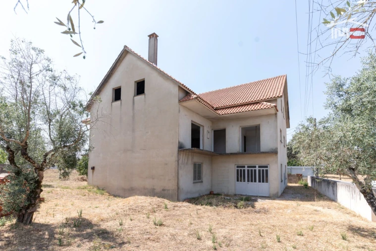 Moradia T0 para Venda em Fatima Foto 8